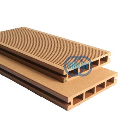 UK Hollow WPC Composite Decking PE Wood Flooring